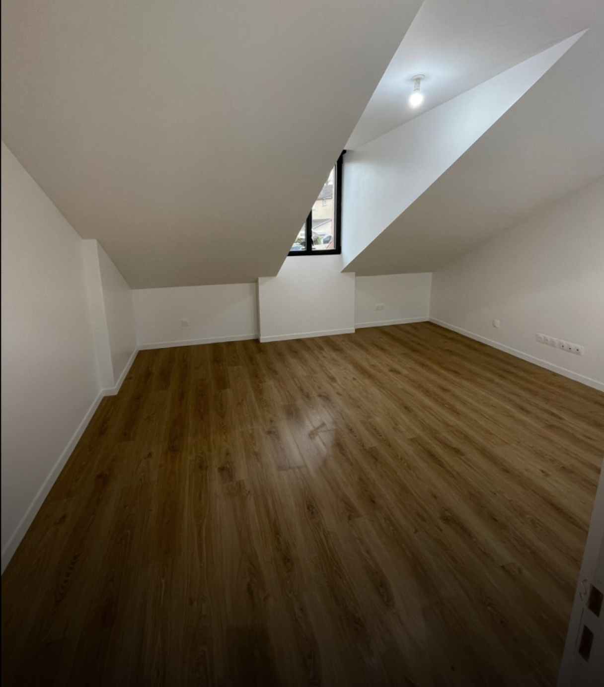 Nouvelle cuisine moderne – G&M Bâtiment Cuisine neuve installée dans appartement rénové à Yerres