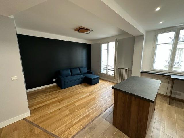 Salle de bain rénovée – G&M Bâtiment Douche extra-plate et double vasque